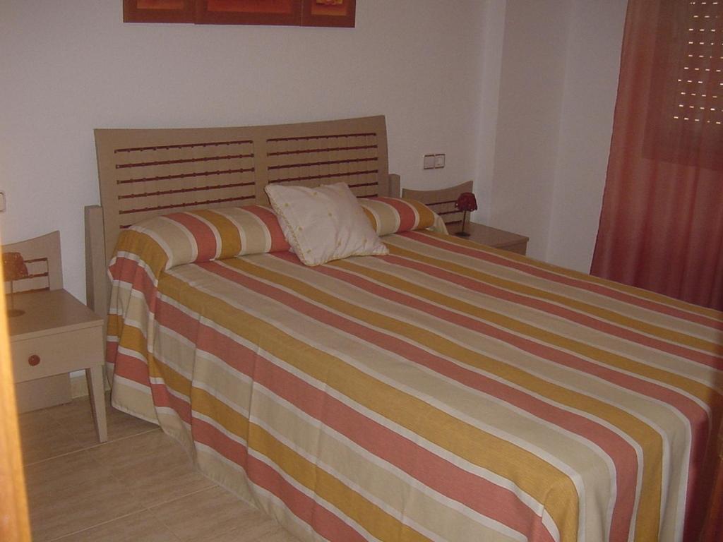 Apartamentos Turmalina Unitursa Калпе Стая снимка