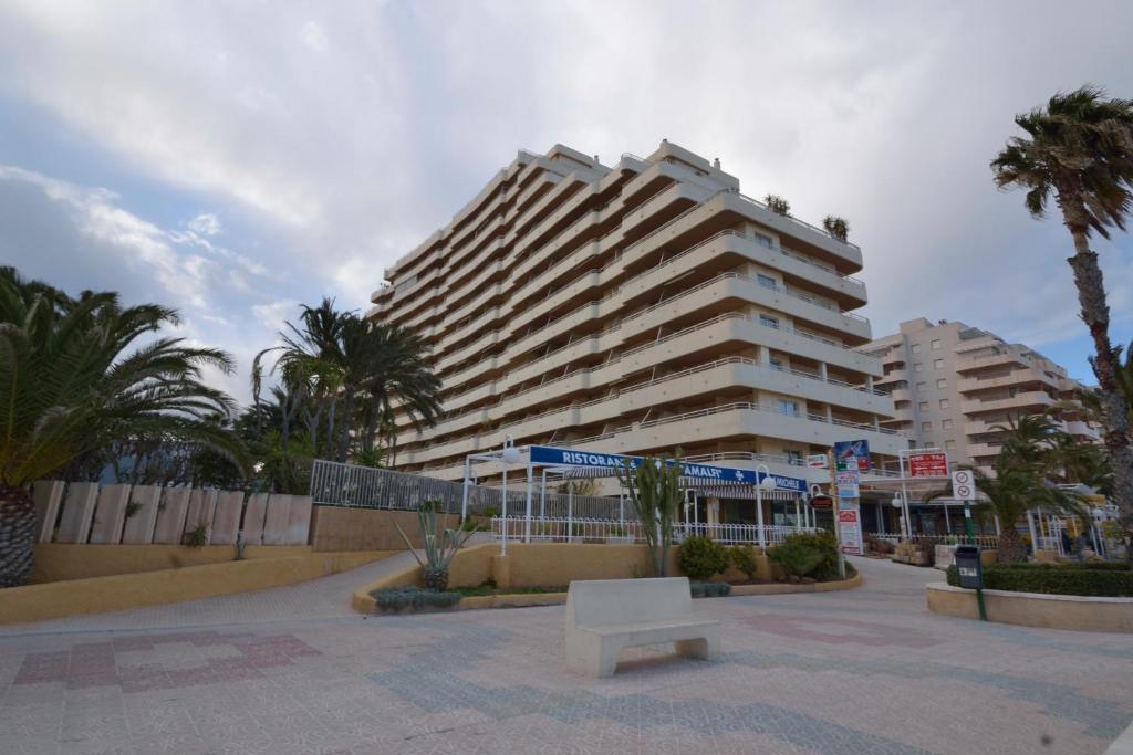 Apartamentos Turmalina Unitursa Калпе Екстериор снимка